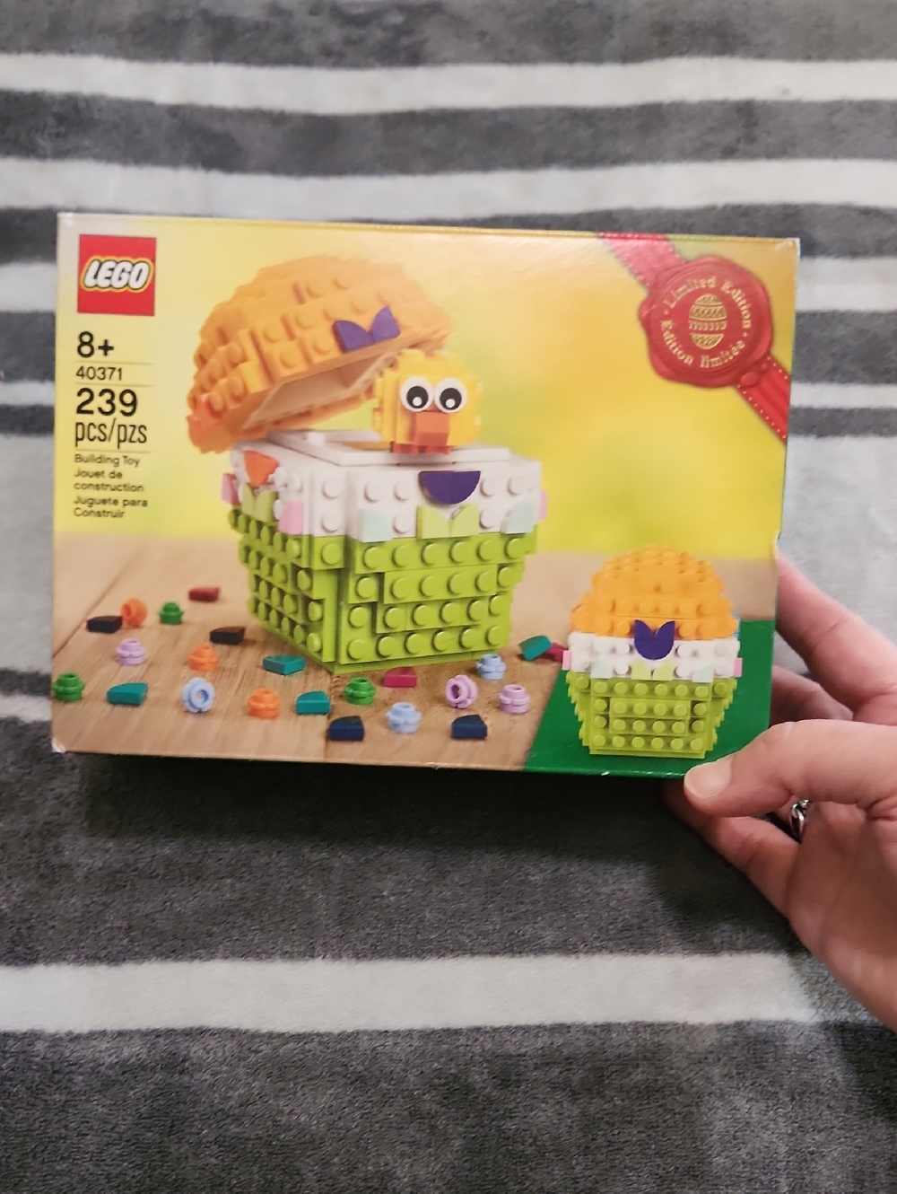 LEGO Orange and Green Chick Surprise Brick Box - 40371 Set